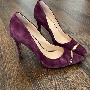 Vince Camuto purple suede heels with gold band. Size 9.5.